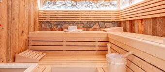 Spacious detached home with in-house sauna