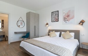 4 Schlafzimmer, Reisekinderbett, kostenloses WLAN, Bettwäsche