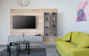 TV, stereo