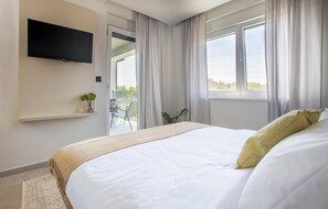 4 chambres, lit parapluie, Wi-Fi gratuit, draps fournis