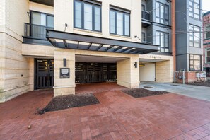 Exterior - Sleek Shaw 1BR w/ Elevator, nr Dining & Green Spaces, by Blueground (Washington, D.C.)