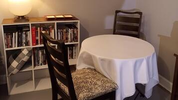 Free daily local cuisine breakfast