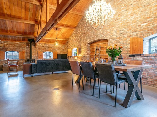 Beautiful farmhouse with wellness for 2 people