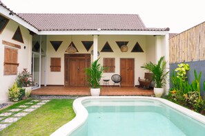 Pool - Cemagi 3BR with en-suites Villa and Private Pool (Cemagi)