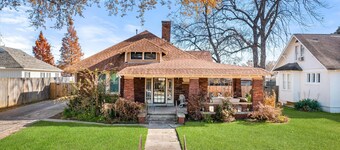 Pickleball Court Ev Power Cord Hot Tub Pool Table