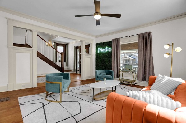 Televisión y oficina