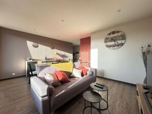 Télévision, espaces bureaux