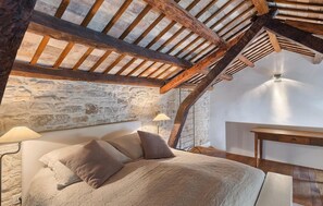 3 Schlafzimmer, Reisekinderbett, kostenloses WLAN, Bettwäsche