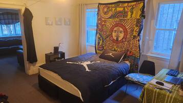 2 bedrooms, WiFi, bed sheets