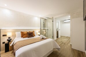 Fer et planche à repasser, Wi-Fi gratuit, draps fournis