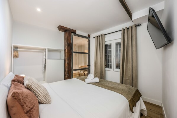1 chambre, fer et planche Ă repasser, Wi-Fi gratuit, draps fournis