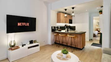 Smart-tv och en stereo