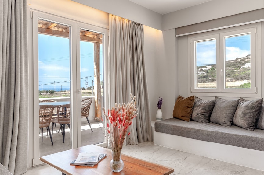 Villa 'Finest Air With Private Pool' With Sea View, Wi-fi And Air Conditioning - Naxos, Greece