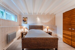 4 bedrooms, free WiFi