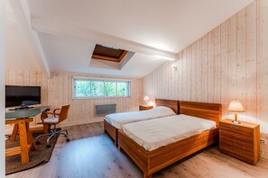 4 bedrooms, free WiFi