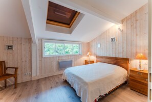 4 chambres, accès au Wi-Fi (inclus)