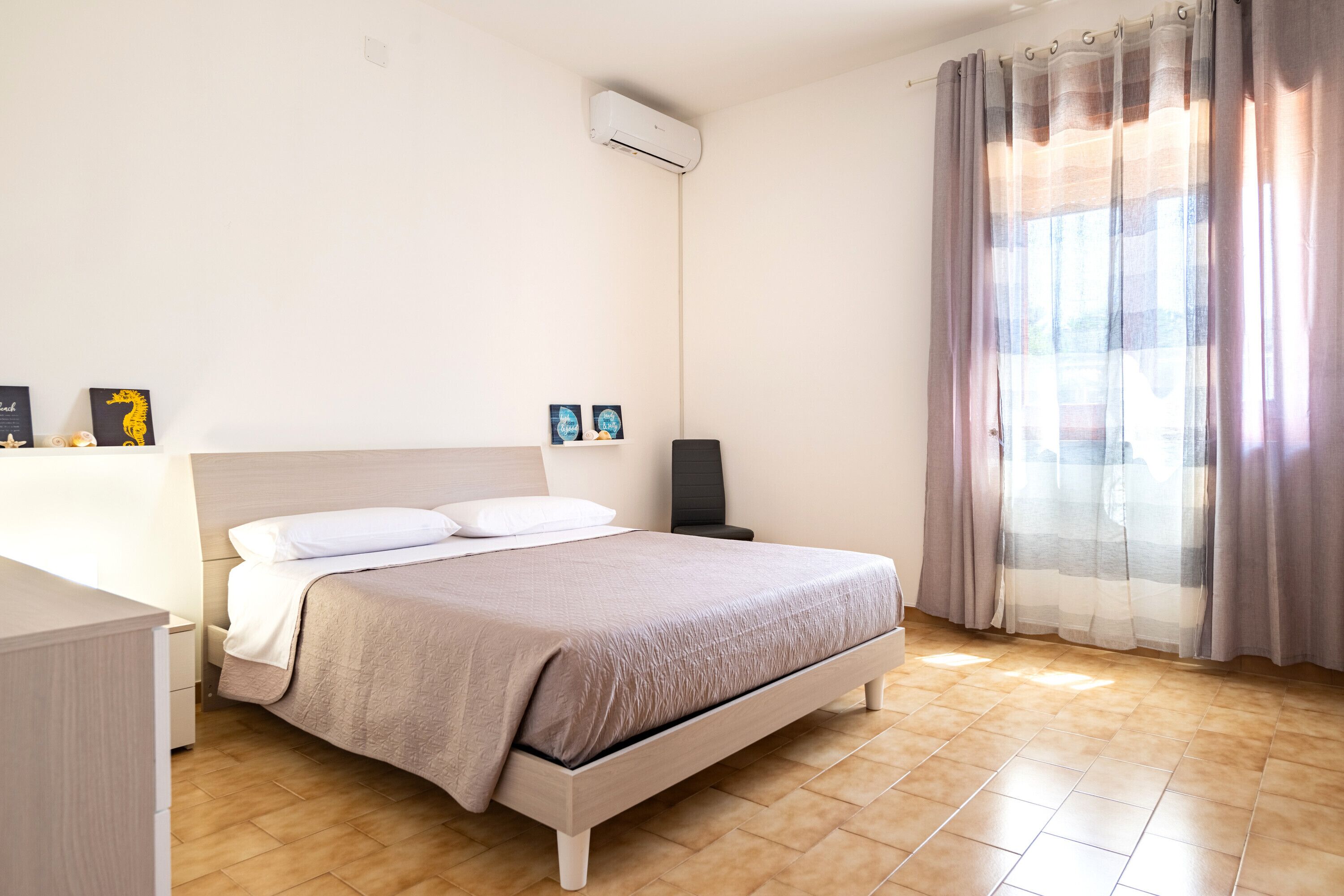 3 室のベッドルーム、ベッドシーツ