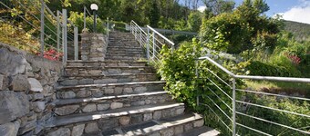 Ferienwohnung 'La Maison De Deni - Vista Montagna' mit Bergblick, Privatem Garten und WLAN
