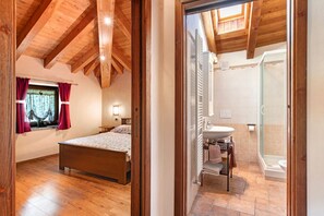 2 quartos, Wi-Fi de cortesia, roupa de cama