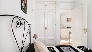 2 Schlafzimmer, Bügeleisen/Bügelbrett, kostenloses WLAN, Bettwäsche