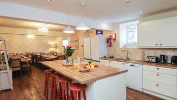 Fridge, dishwasher, electric kettle, toaster