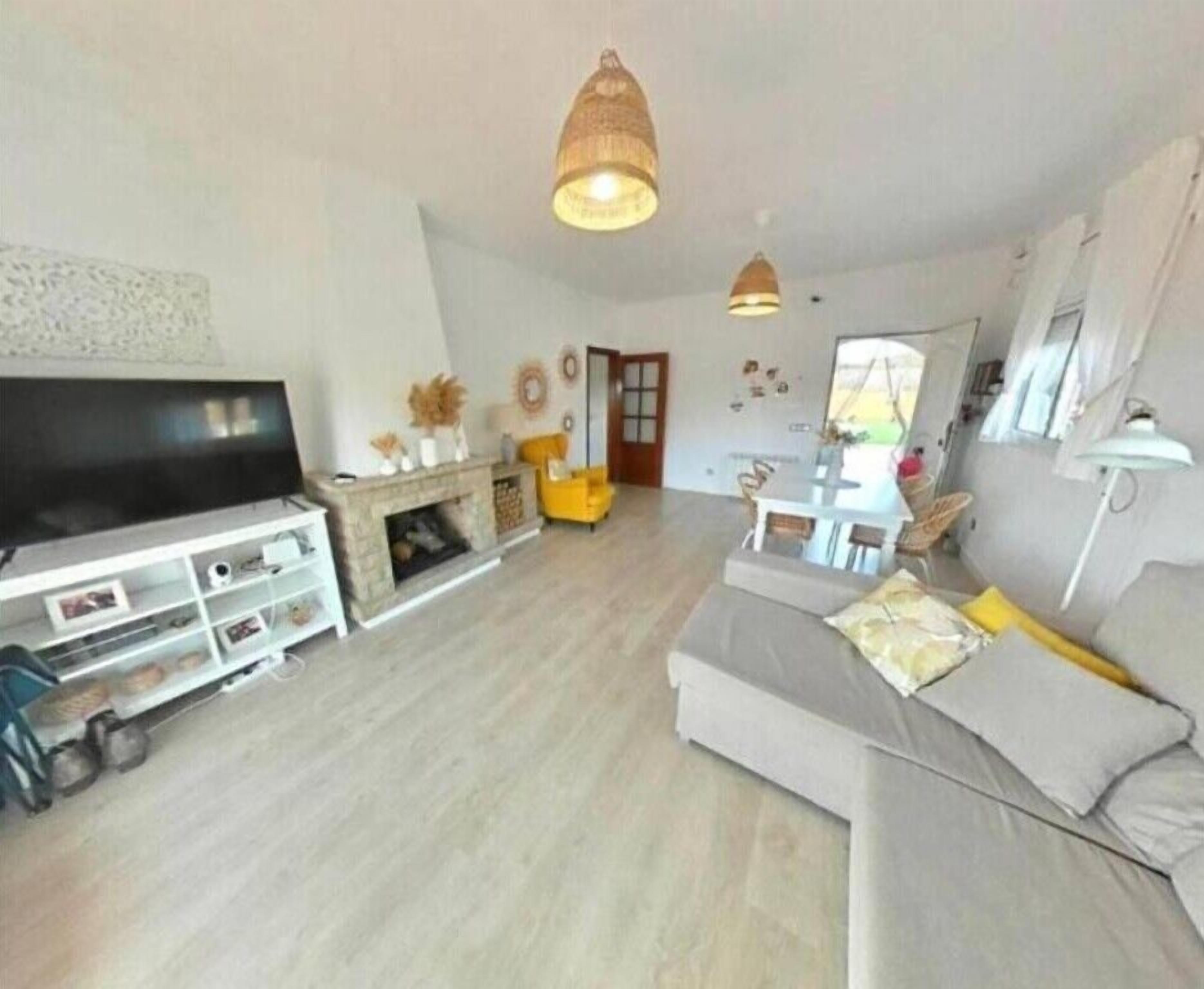 House With Pool, Perfect For Families - Cunit