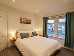 3 bedrooms, individually decorated, individually furnished, free WiFi - Maywood (Seahouses)