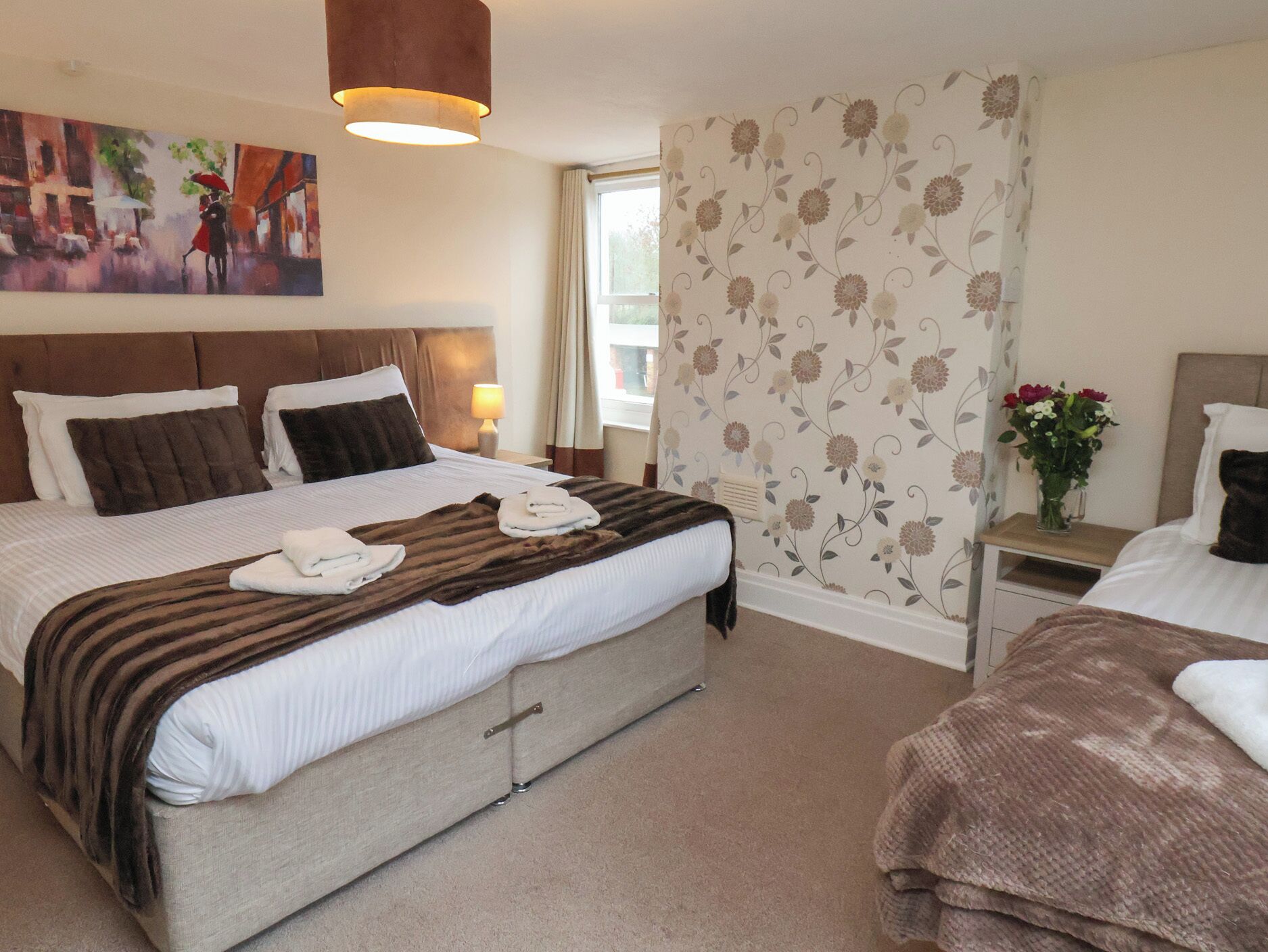 8 bedrooms, individually decorated, individually furnished, free WiFi