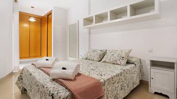 1 soverom, strykejern/-brett, wi-fi og sengetøy