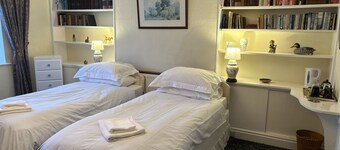 Lucy Cross Guest House