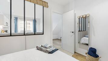 1 bedroom, iron/ironing board, free WiFi, bed sheets