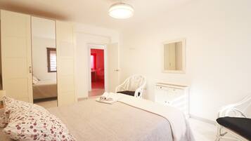 3 sovrum, strykjÀrn/strykbrÀda, gratis wi-fi och sÀngklÀder