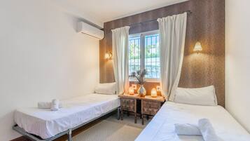 2 slaapkamers, een strijkplank/strijkijzer, gratis wifi, beddengoed