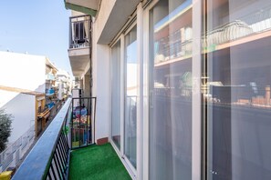 Exterior detail - Apartment 'Center Beach Calafell' with Balcony, Wi-Fi and Air Conditioning (Calafell)