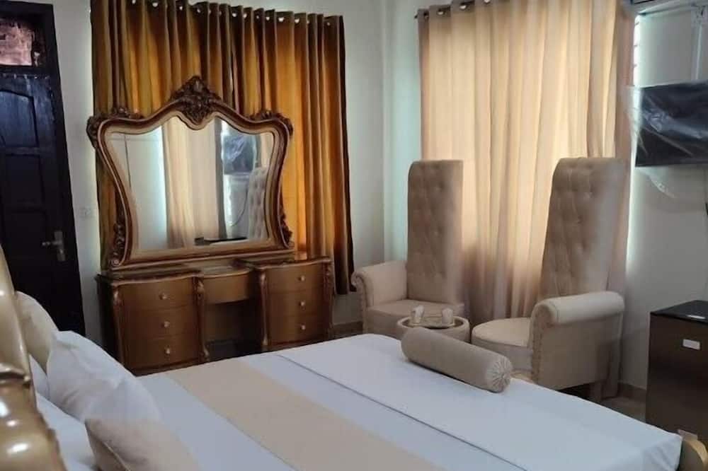Royal Blue Inn Guest House E-11