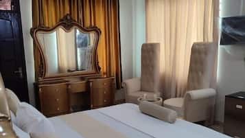 Standard Double Room | Free WiFi