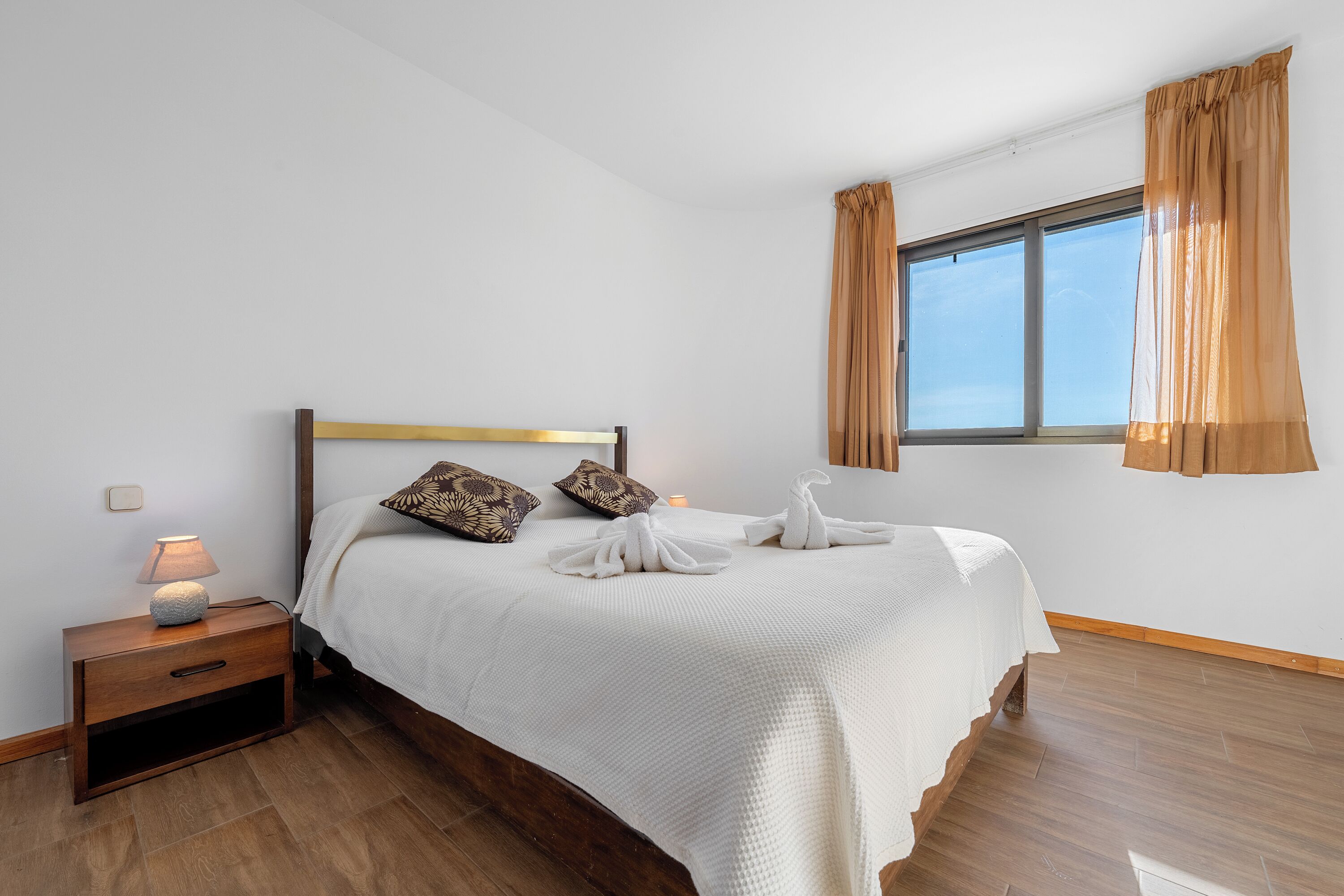 5 habitaciones, wifi gratis y ropa de cama 