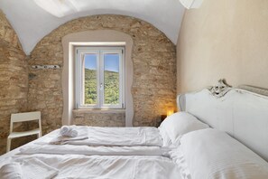 1 bedroom, free WiFi, bed sheets - Apartment "Casa Virginia - Vigna" with Sea View, Shared Pool & Wi-Fi (Orco Feglino)