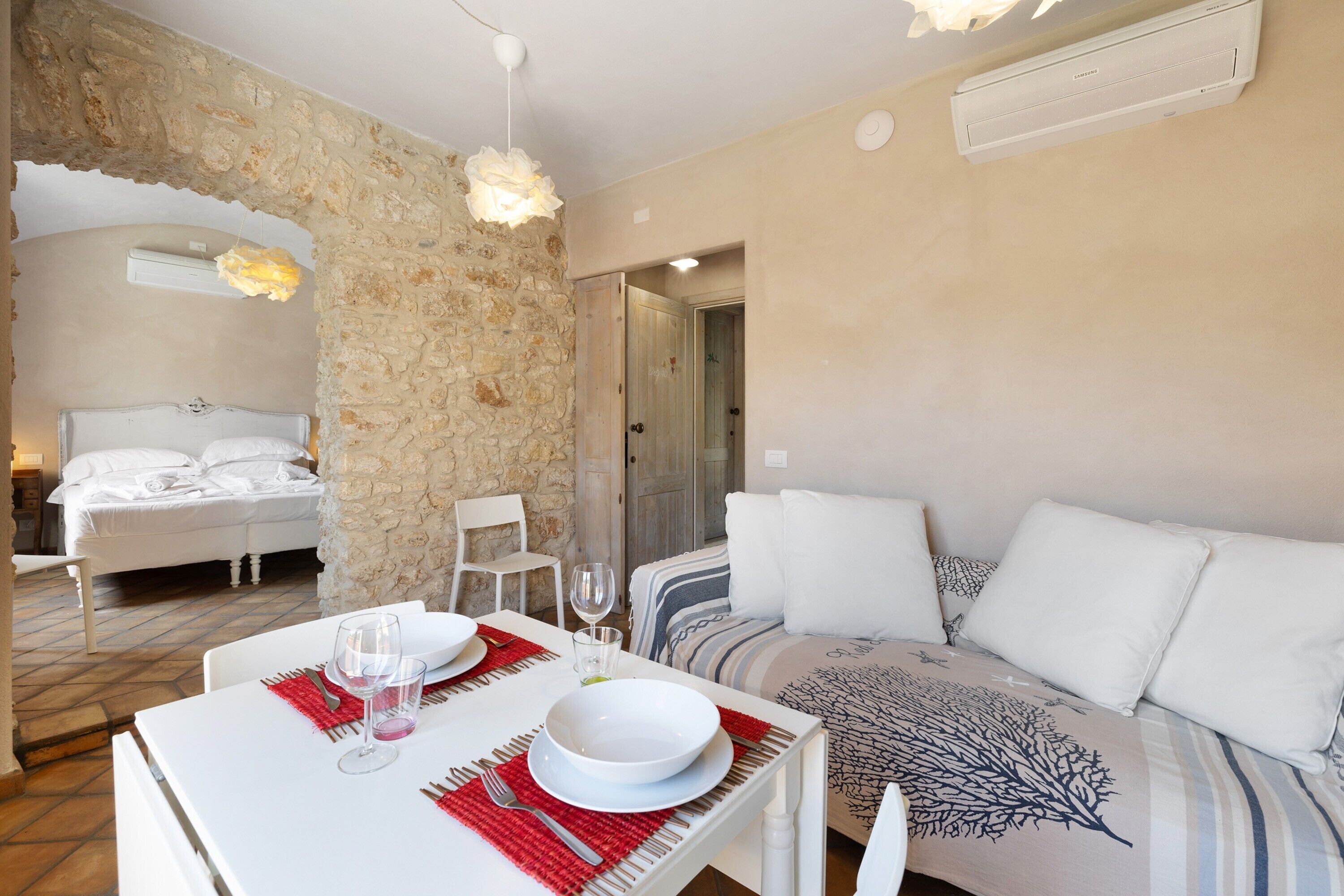 Appartamento "Casa Virginia - Vigna" Con Vista Mare, Piscina In Comune E Wi-fi - Noli