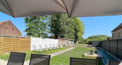 Gßte familial de charme avec jardin, proche de sentiers et activités nature, tout inclus !