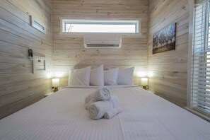 1 bedroom, iron/ironing board, WiFi, bed sheets - Cozy 1BR Tiny Home w/ Pool Access | Free Tix (Flat Rock)