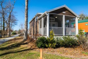Exterior - Cozy 1BR Tiny Home w/ Pool Access | Free Tix (Flat Rock)