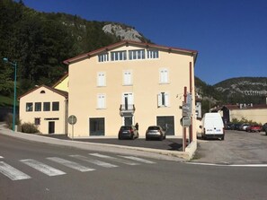 Fachada del alojamiento