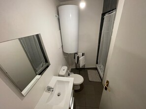 Apartment | Bathroom