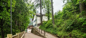 Apartment 'Gran Deluxe Ciasa Soldà - Apt 11' with Mountain View, Shared Garden and Wi-Fi