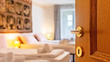 4 camere, ferro/asse da stiro, Wi-Fi gratuito, lenzuola