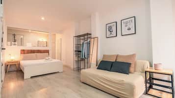 Loft | Premium bedding, down comforters, individually furnished, desk