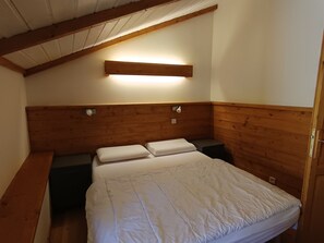 1 bedroom - Cozy apartment for 4, close to slopes and shops, Montgenèvre (Montgenèvre)