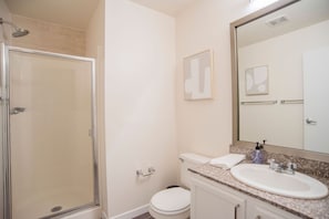 Executive Apartment | Bathroom