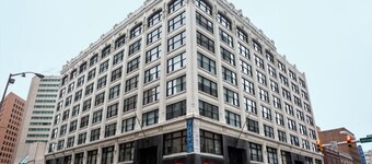 3BR CozySuites TheBlock Skybridge Access